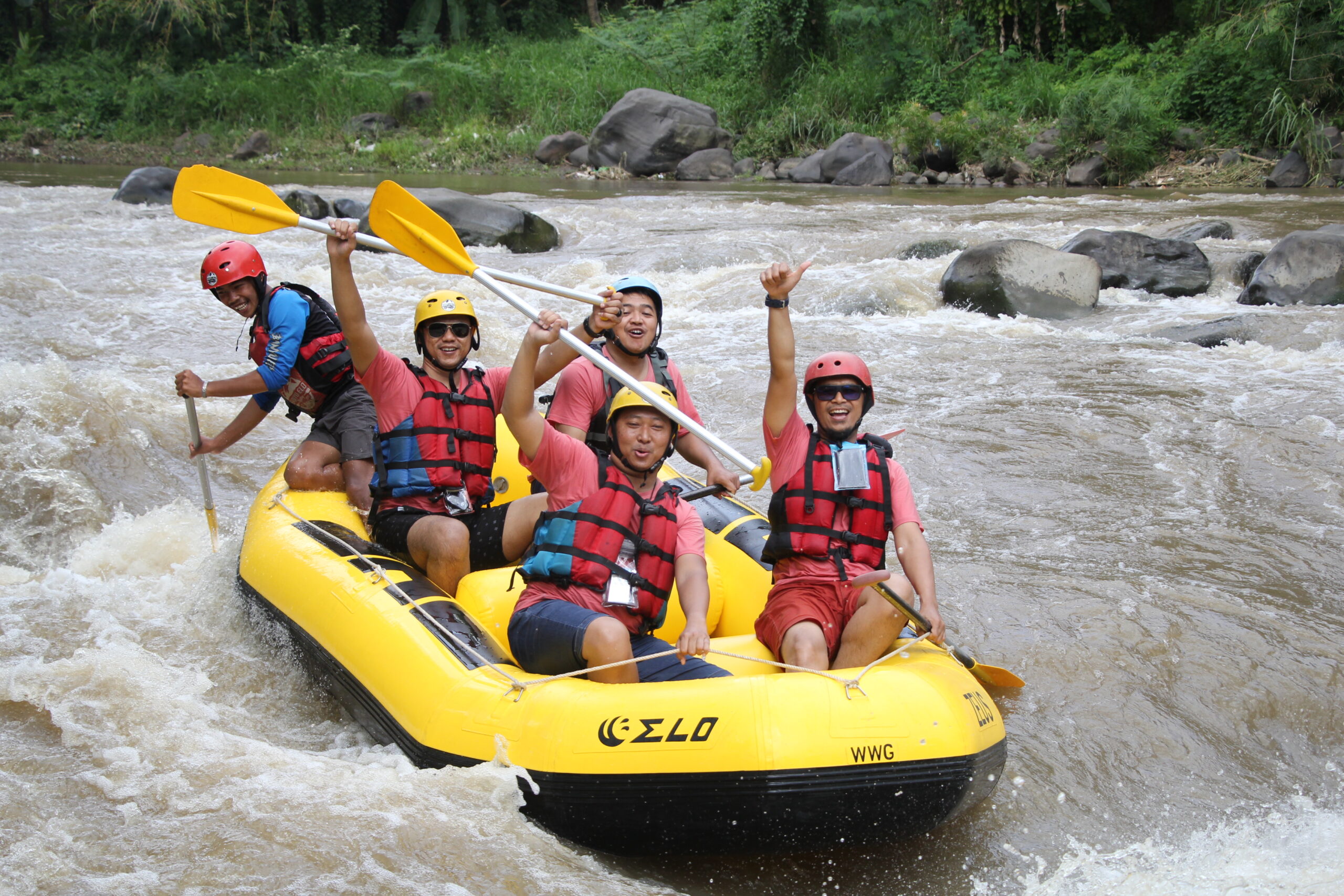 rafting sungai elo